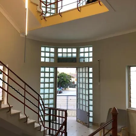 Da Estacao Hostel Portimão